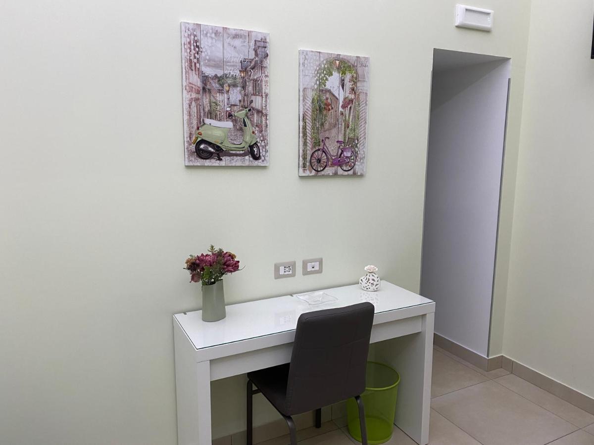 Vecchia Ognina Apartments Catania - Free Parking Buitenkant foto